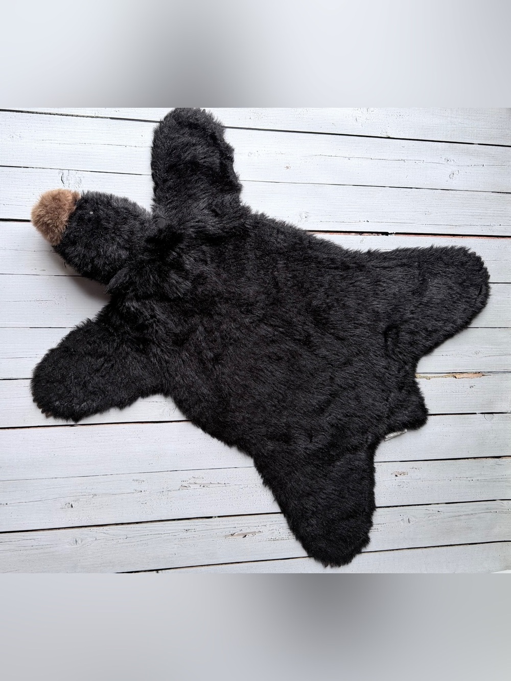 Plush Black Faux Sheepskin Rug - Luxurious Soft Home Accent